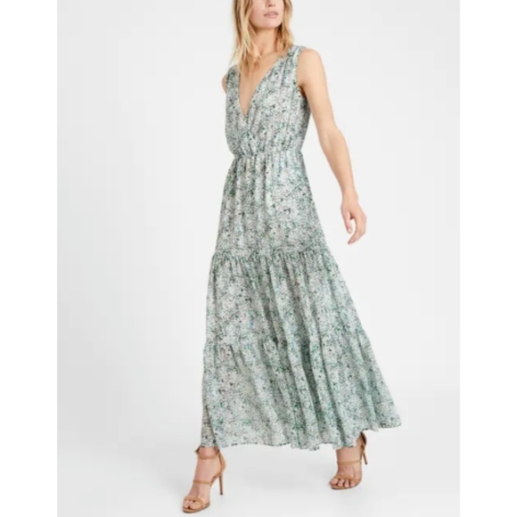🤍 Banana Republic floral wrap botice tiered sleeveless maxi dress - Picture 2 of 11